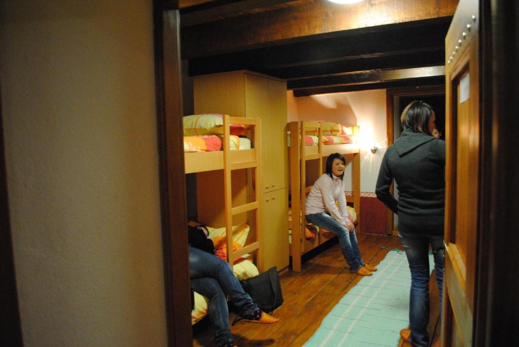 Pliskovica Youth Hostel Quarto foto